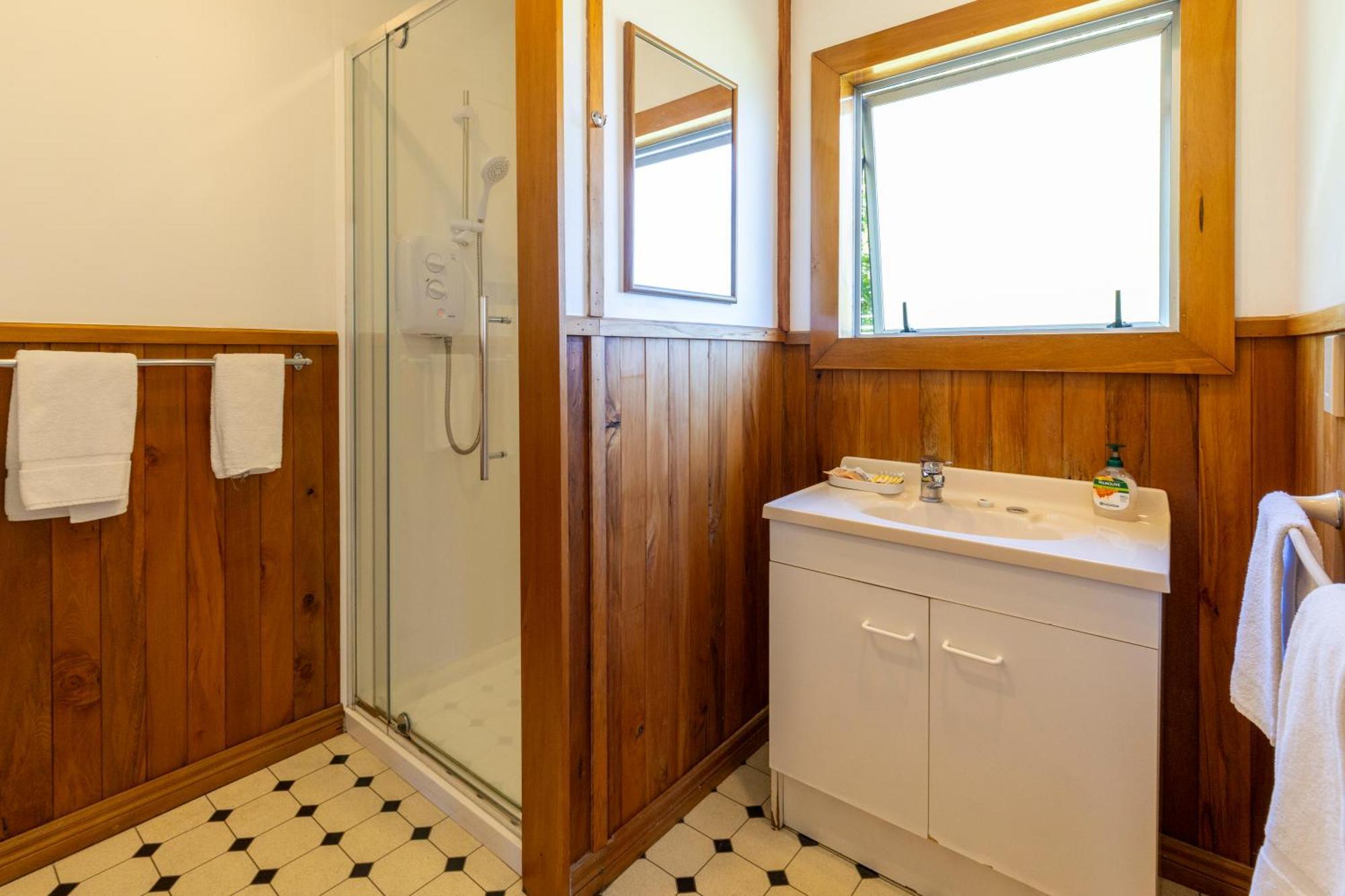 Punakaiki Beachfront Motels מראה חיצוני תמונה