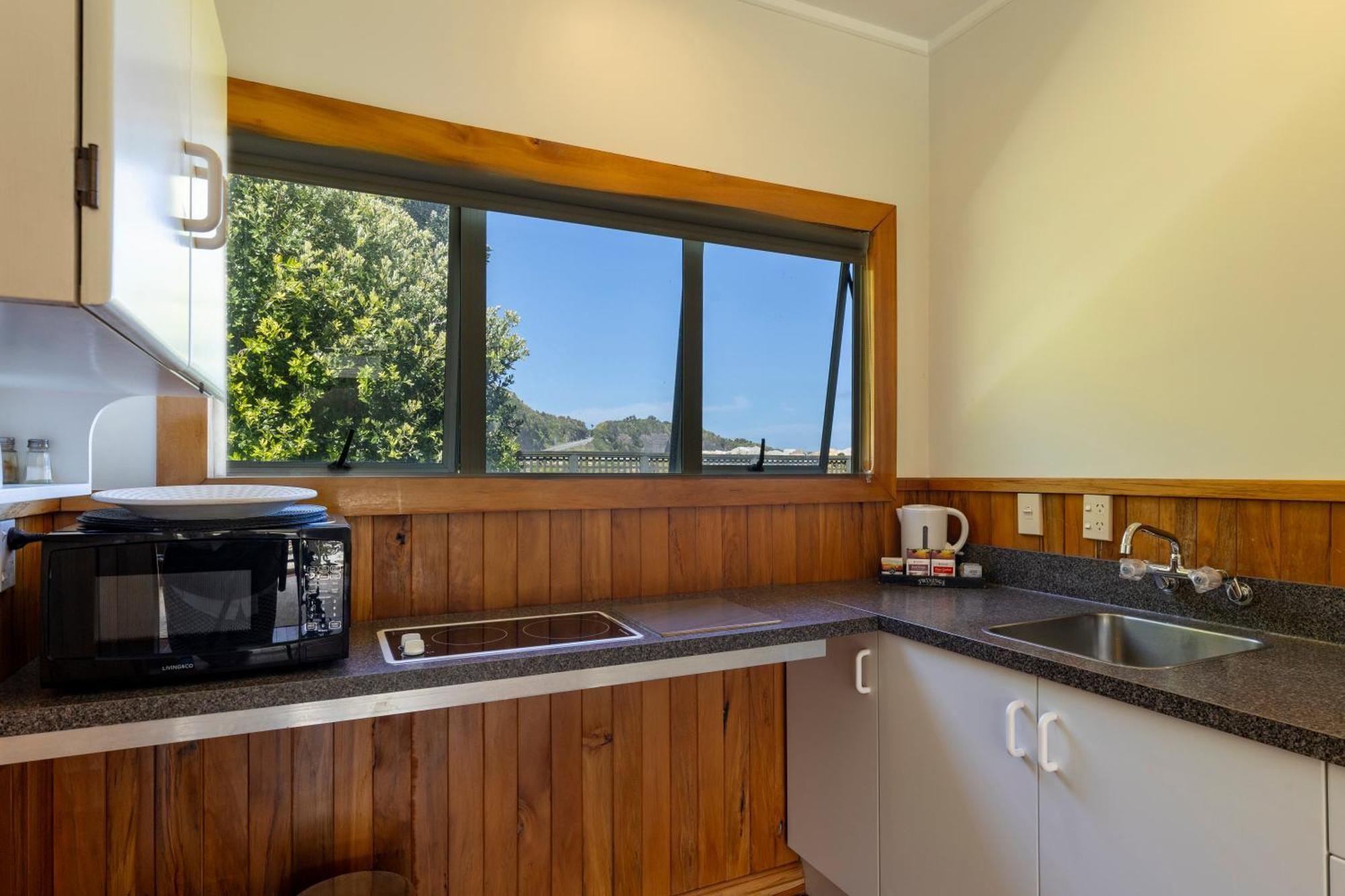 Punakaiki Beachfront Motels מראה חיצוני תמונה